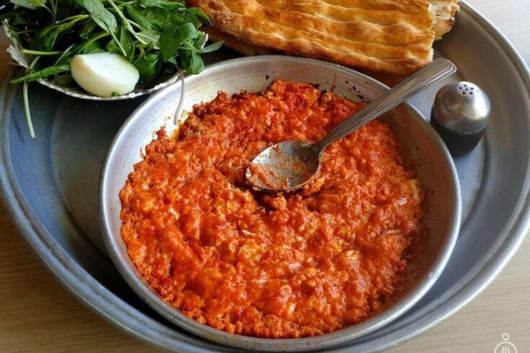 مواد-لازم-برای-تهیه-املت-قهوه-خانه_ای-با-رب